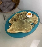  столик из слэба тополя в заливке смолой  Каталог мебели из России - AdtPro  Art.1252.358