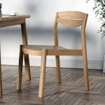 Стул Луг из массива твердых пород дерева. Бесцветное масло