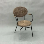 Стул для обеденной зоны из ротанга в стиле бохо на черном металлическом каркасе Джаго
