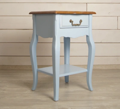 прикроватная тумбочка с одним ящиком "Leontina blue" цвет голубой идеальное решение для тех, кто хочет привнести особый шарм в свой интерьер. Каталог мебели из России - AdtPro. Id-1