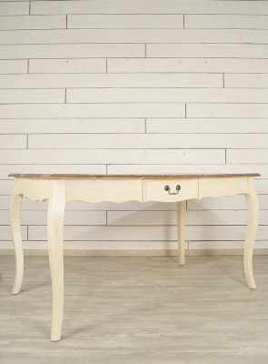  Атмосфера в комнате станет приятнее, а дизайн жилища неповторимым если Вы закажете . стол обеденный  Leontina производство Этажерка. Каталог мебели из России - AdtPro. Id-1