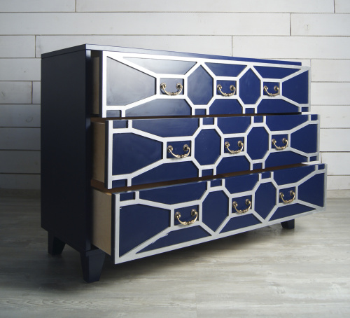 Вместительные ящики комода Gouache для хранения белья и вещей