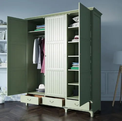 Трехстворчатый шкаф "Olivia"