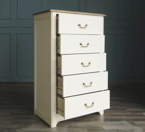 Предлагаем купить слоновая кость комод высокий на 5 ящиков "Olivia" цвет слоновая кость с помощью которого Вы сможете сделать интерьер помещения стильным и современным, мебель которая подчеркнёт особенности задуманные дизайнером интерьера. Каталог мебели 