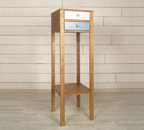 Изготовленная мебель на заказ - высокая консоль "Aquarelle" создаст неповторимую тмосферу в Вашей комнате. Каталог мебели из России - AdtPro. Id-2