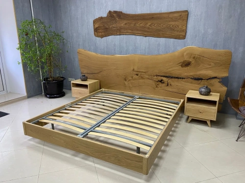 1013-1252-2771a-avtorskaya-krovat-dvuspalnaya-iz-massiva-duba