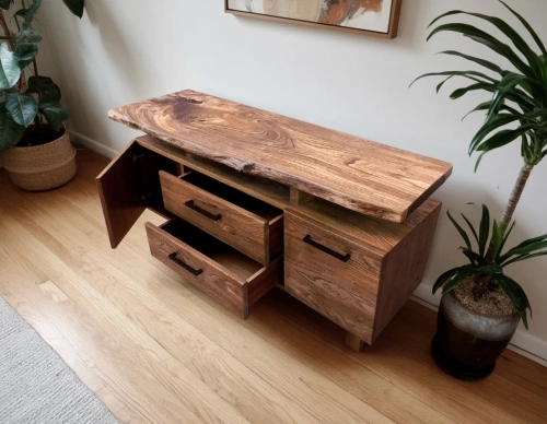 Пример использования деревянной тумбы со слэбом в современном интерьере