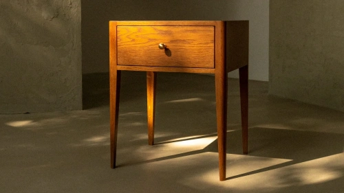 1267-66-tumbochka-prikrovatnaya-iz-massiva-duba-citizen-9d2