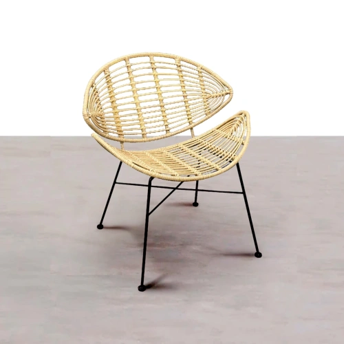 Садовая мебель из ротанга недорого, черные металлические ножки с защитными наконечниками