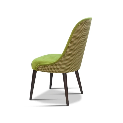 Особенность стула Tulip – возможность создать уникальный дизайн, играя на контрасте цветов и фактур