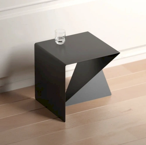 Журнальный стол MyOry Seelo из гнутого металла - вид спереди