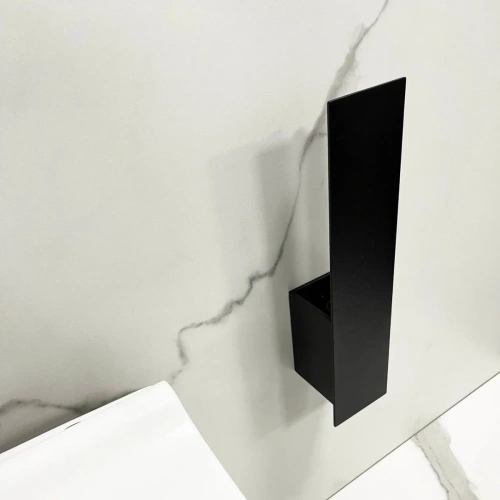 1280-00014-nastennyj-derzhatel-dlya-ershika-myory-brushquad-chernyj-04