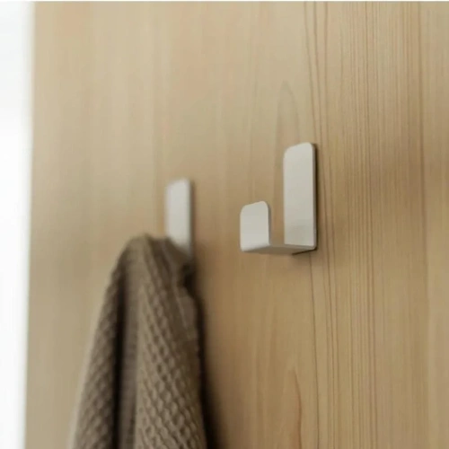 Набор белых настенных крючков MyOry Ex Three для полотенец и одежды, 3 шт