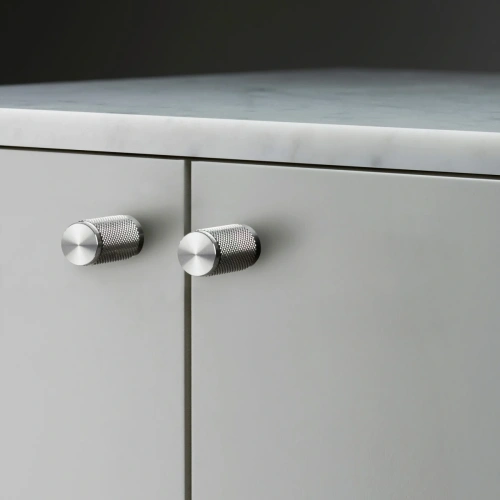 Ручка для шкафа MyOry Cell из нержавеющей стали с полированной отделкой