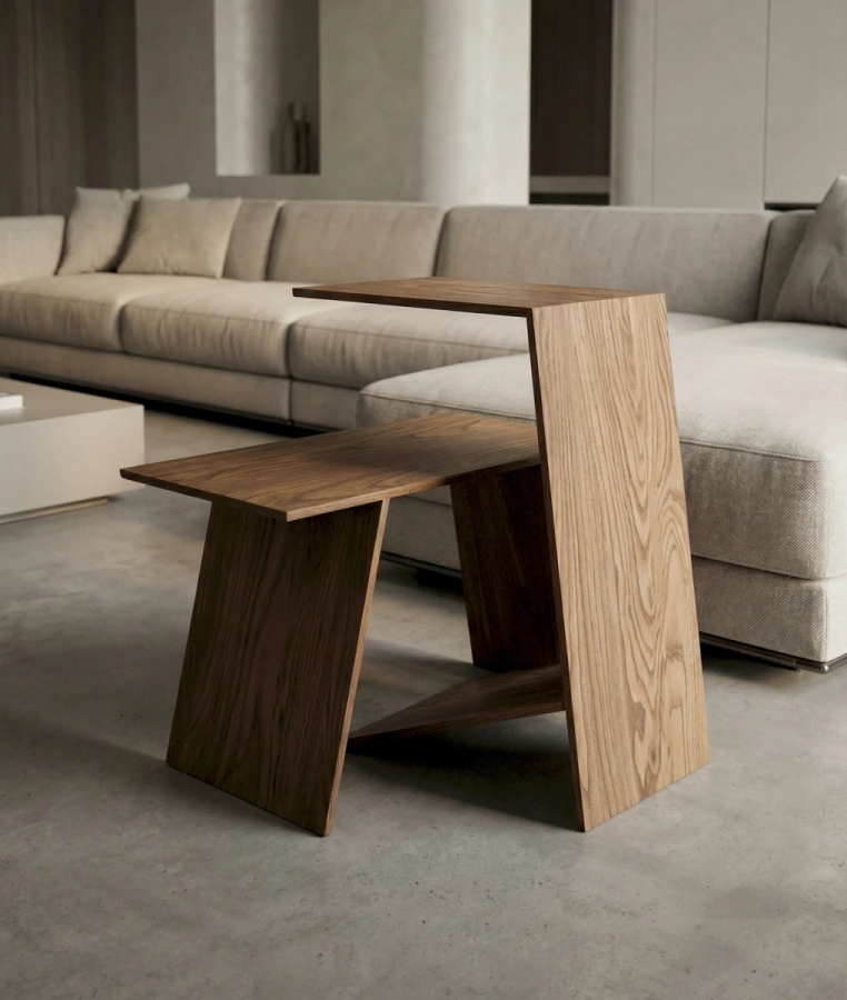 Два журнальных столика из светлого дерева карагач в современной гостиной