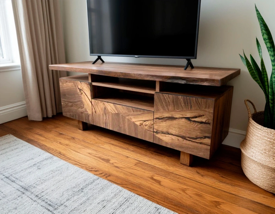 Светлая тумба под ТВ из горного вяза в стиле сканди с фасадом и дверцами из слэба горного вяза