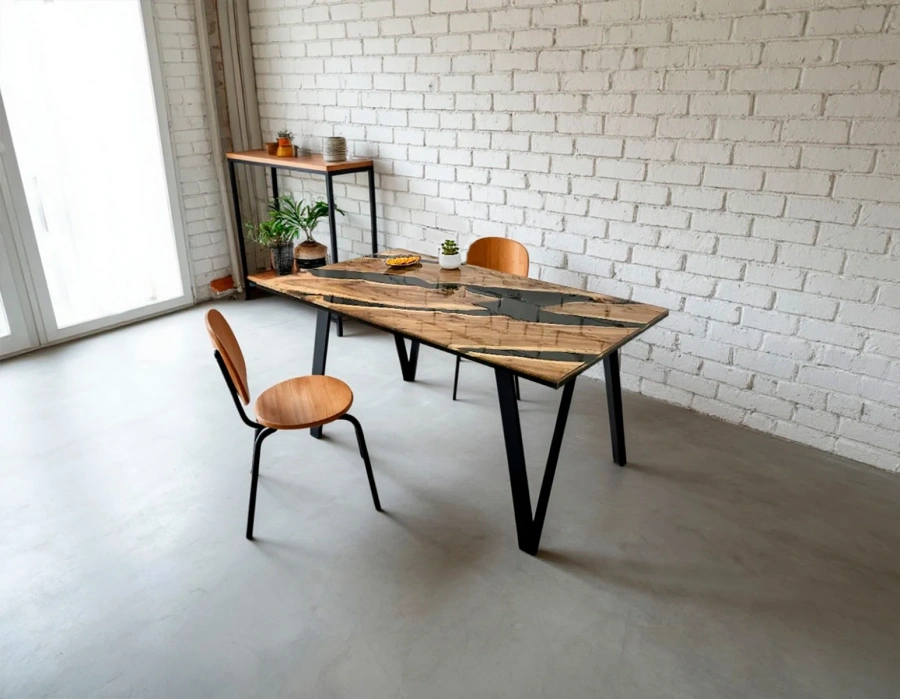 Прямоугольный обеденный стол из дерева и эпоксидки на современном металлическом основании в интерьере