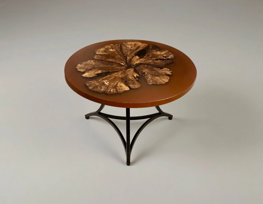 Круглый стол из дерева и эпоксидной смолы с изогнутыми металлическими ножками, стиль лофт Art.1252.424