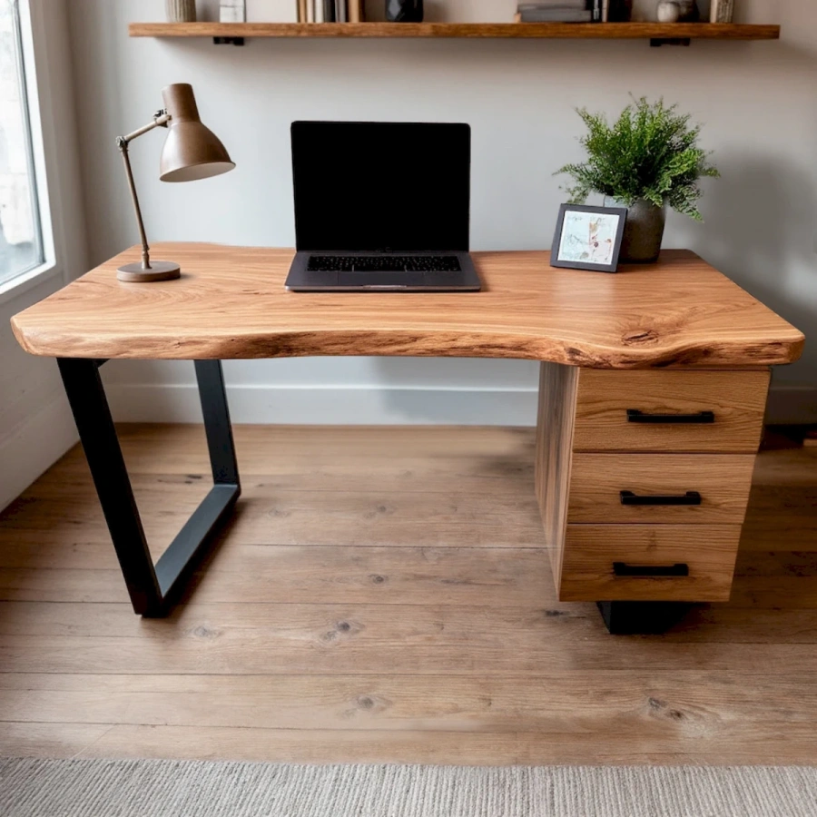 Столешница из цельного слэба карагача поражает своим разнообразием рисунка дерева