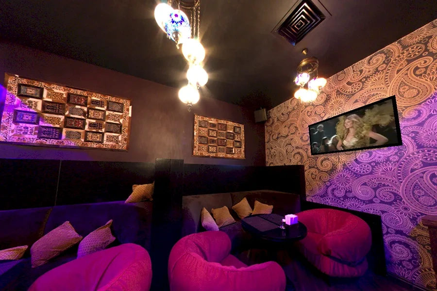 Кресло Berber в интерьере Ресторан BUTA BAR город Ухта