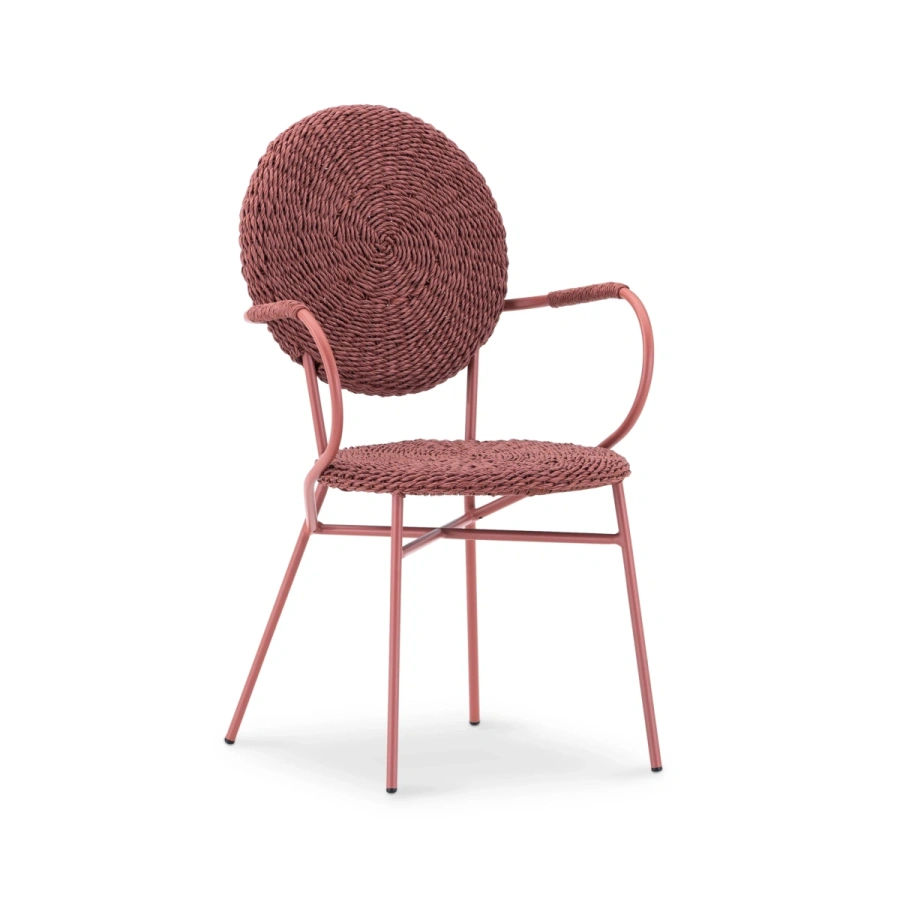 Стул с круглой спинкой из ротанга и черным металлическим каркасом Дуглас