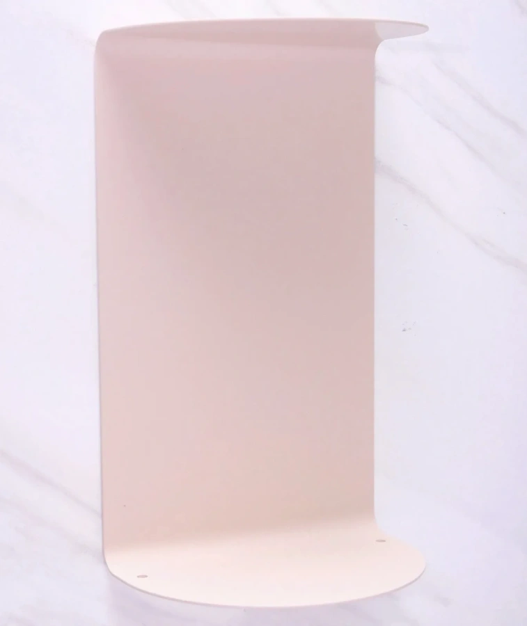 Розовая небольшая вертикальная двухярусная настенная полка MyOry Lum