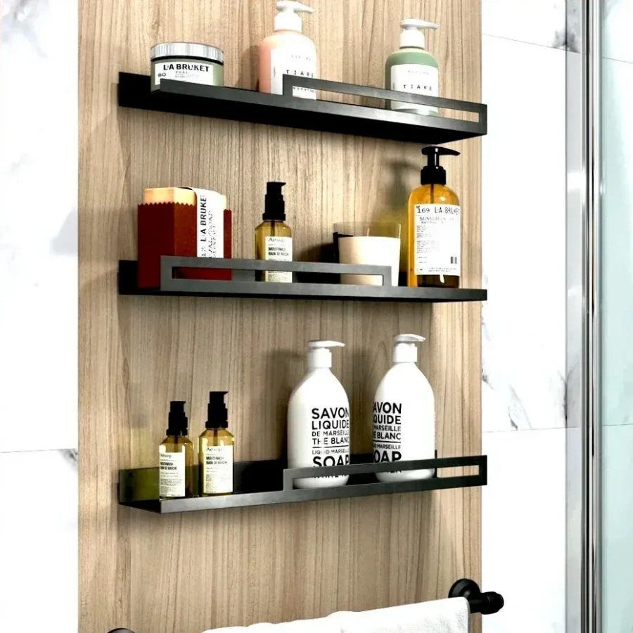 1280-000027-komplekt-iz-3-h-nastennyh-vitrinnyh-metallicheskih-polok-s-bortikami-myory-elegance-01