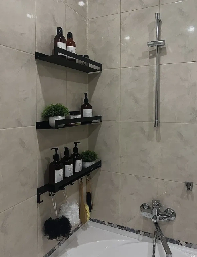 Комплект из 3-х настенных металлических полок с крючками с бортиками MyOry Vivid для ванной