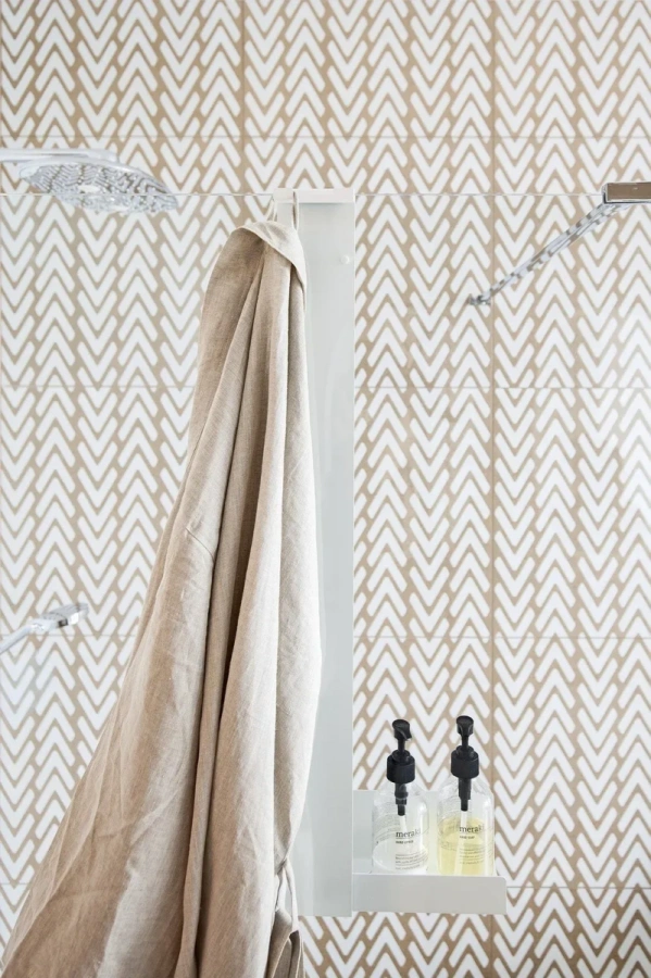 1280-000041-1-metallicheskaya-polka-myory-shower-three-dlya-dushevoj-kabiny-08_782064932