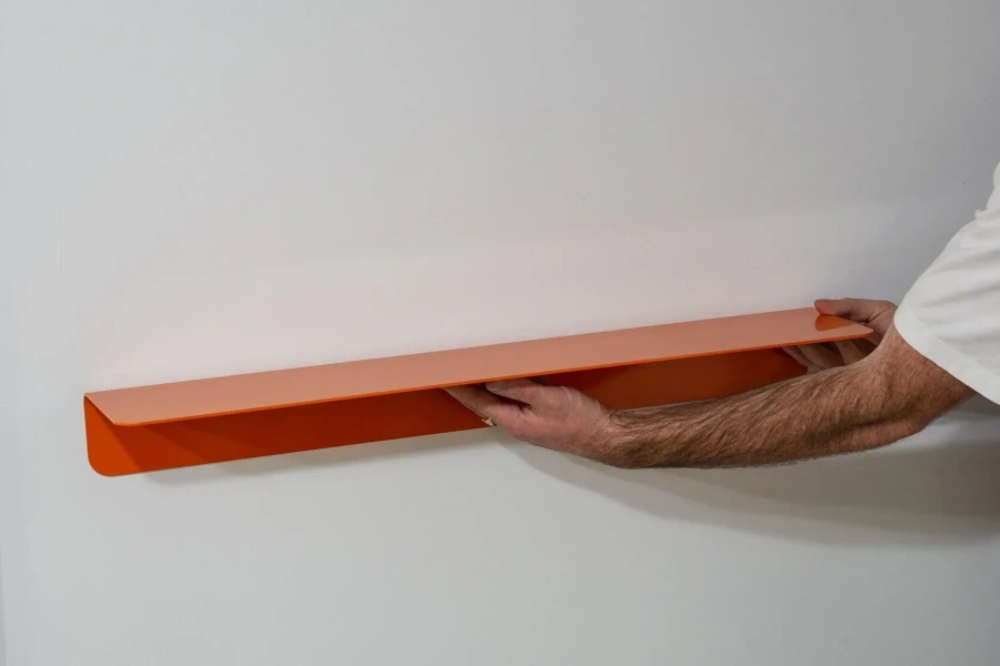 Оранжевая удллиииаая полка MyOry Thin Inverse из гнутого под углом металла толщиной 3 мм