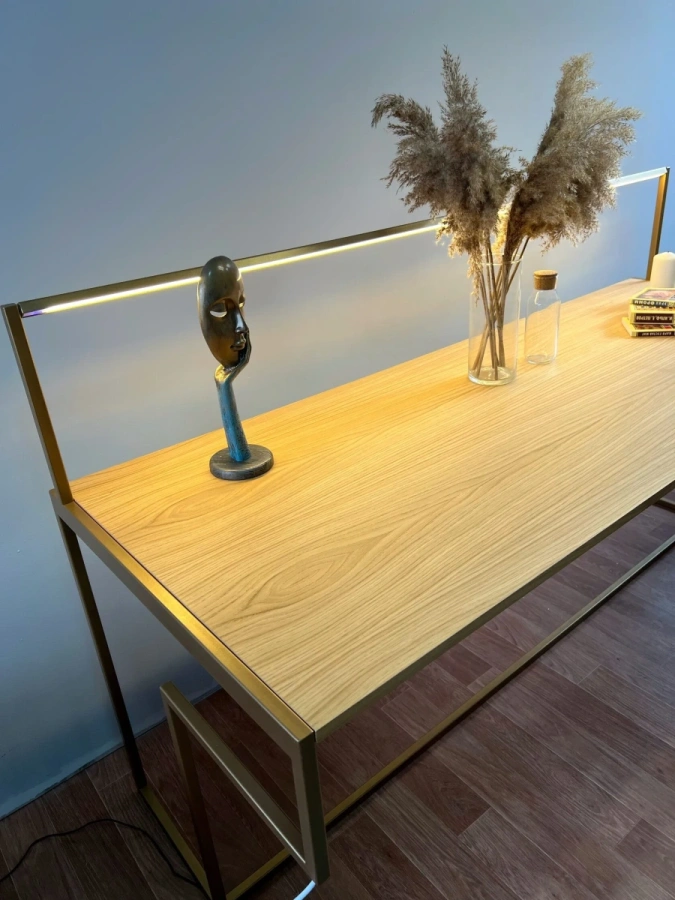 1280-000064-stol-myory-ele-metallicheskij-stolik-v-lakonichnom-dizajne-s-podsvetkoj-01