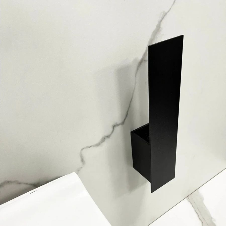 1280-00014-nastennyj-derzhatel-dlya-ershika-myory-brushquad-chernyj-04