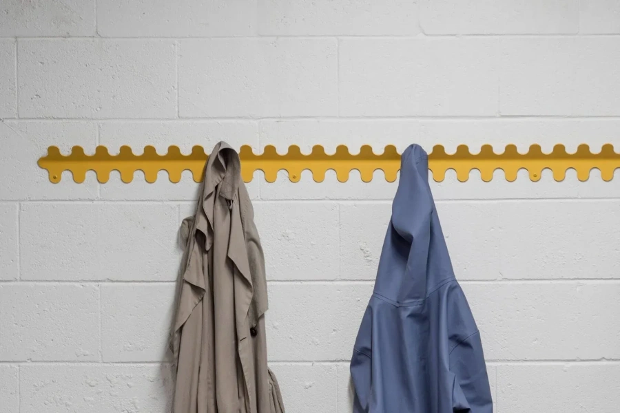 Вешалка MyOry Ex Five — это не просто ряд крючков, а цельная дизайнерская композиция