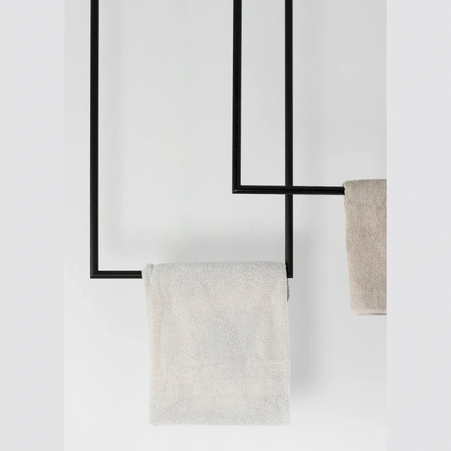 Металлическая вешалка для полотенец MyOry TowelRail с полотенцами