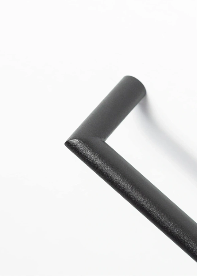 Вешалка MyOry TowelCon изготовленная из гнутой трубы круглого сечения