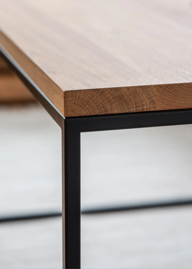 1280-00040-stol-kvadratnyj-myory-stronh-wood-stoleshnica-iz-massiva-04