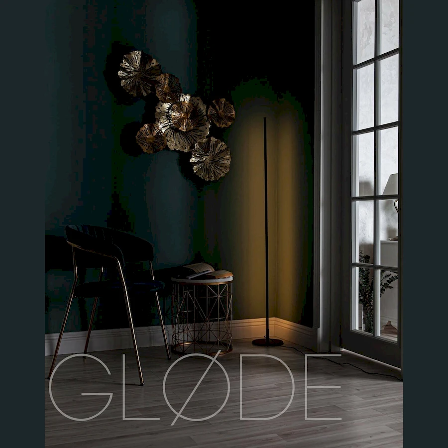 LED торшер SimpLumen с переключением от холодного белого до теплого желтого света