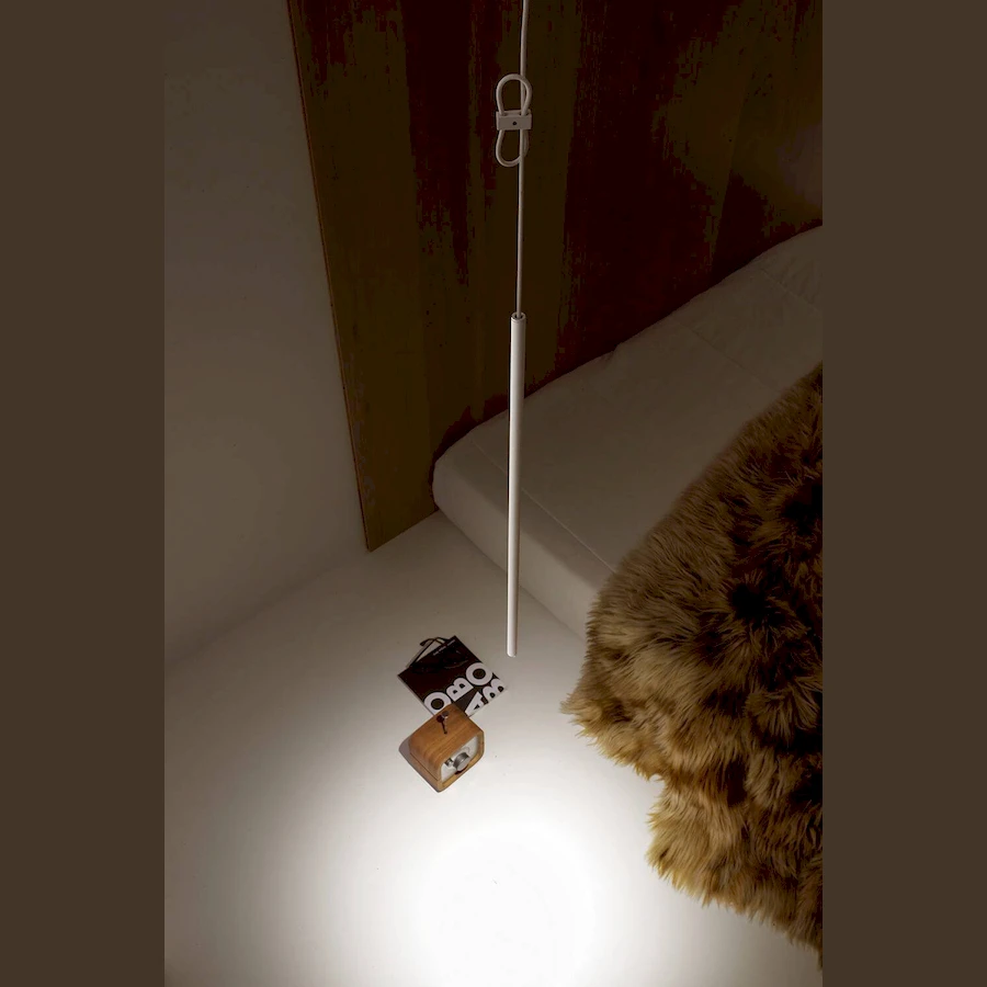 Изготовленная мебель на заказ - потолочные светильники. люстра черный - 80 см производство glode "Simplumen pipe -" создаст неповторимую тмосферу в Вашей комнате. Каталог мебели из России - AdtPro. Id-1